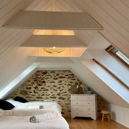 Maison Maillots Et Bigorneaux, 15 Pers, Jacuzzi, 40m De La