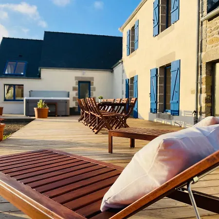 Holiday home Maison Maillots Et Bigorneaux, 15 Pers, Jacuzzi, 40m De La *