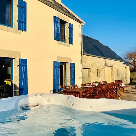 Holiday home Maison Maillots Et Bigorneaux, 15 Pers, Jacuzzi, 40m De La *