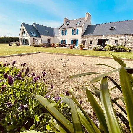 Maison Maillots Et Bigorneaux, 15 Pers, Jacuzzi, 40m De La Holiday home